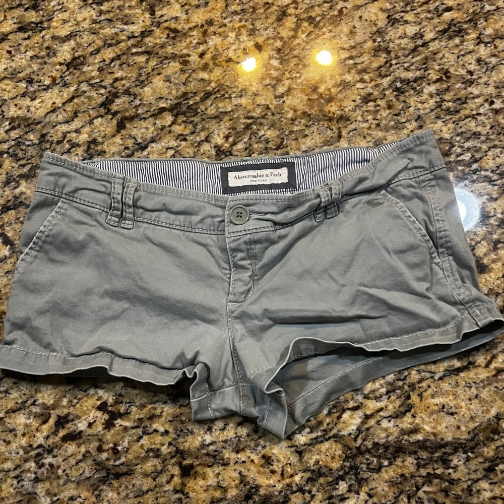 Abercrombie & Fitch Womens 4 Green Stretch Low Rise Micro Shorts Moose